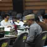 rapat-komisi3-2
