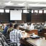 rapat-komisi3-5