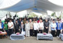 Pimpinan DPRD Kota Tasikmalaya, yakni H. Aslim, S.H., M.Si, H. Hilman Wiranata, S.Pd., M.Si, dan H. Wahid, S.Pd menghadiri kegiatan Pelantikan Pengurus Cabang Pergerakan Mahasiswa Islam Indonesia (PMII) Kota Tasikmalaya Masa Khidmat 2025–2026