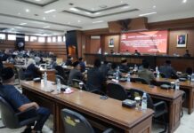 DPRD Kota Tasikmalaya menggelar Rapat Paripurna Persetujuan Raperda Kota Tasikmalaya tentang Perubahan Ketiga Atas Peraturan Daerah Kota Tasikmalaya No 7 Tahun 2016 Tentang Pembentukan dan Susunan Perangkat Daerah